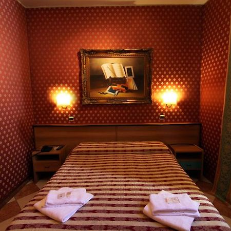Hotel Hollywood Roma Dış mekan fotoğraf