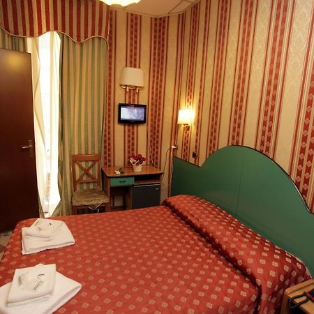 Hotel Hollywood Roma Dış mekan fotoğraf