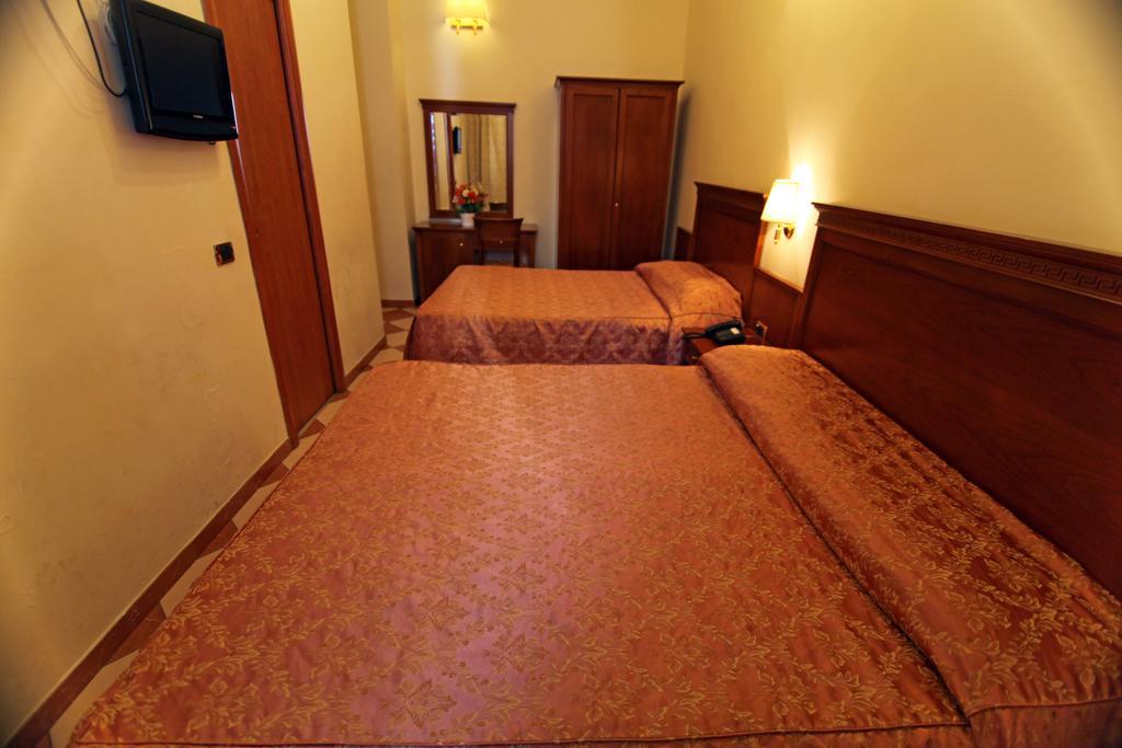Hotel Hollywood Roma Dış mekan fotoğraf