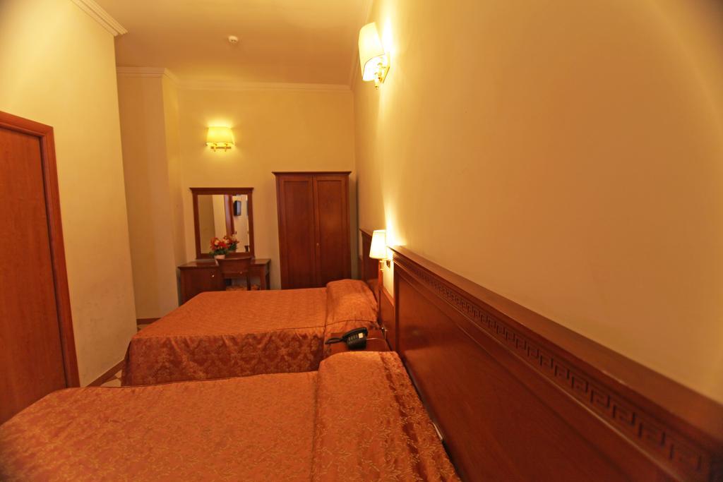 Hotel Hollywood Roma Dış mekan fotoğraf