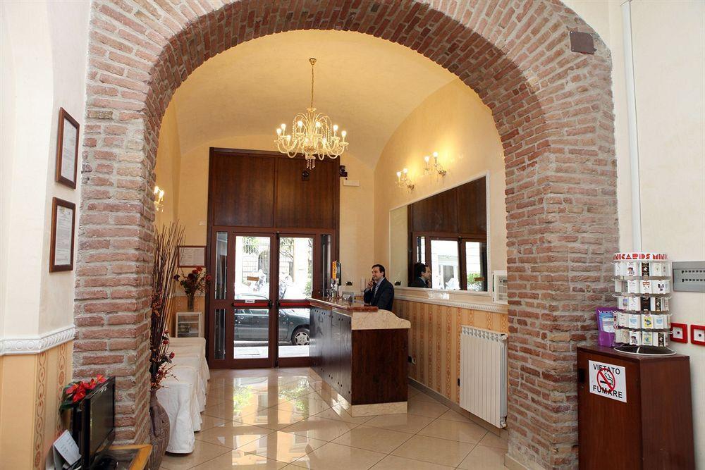Hotel Hollywood Roma Dış mekan fotoğraf