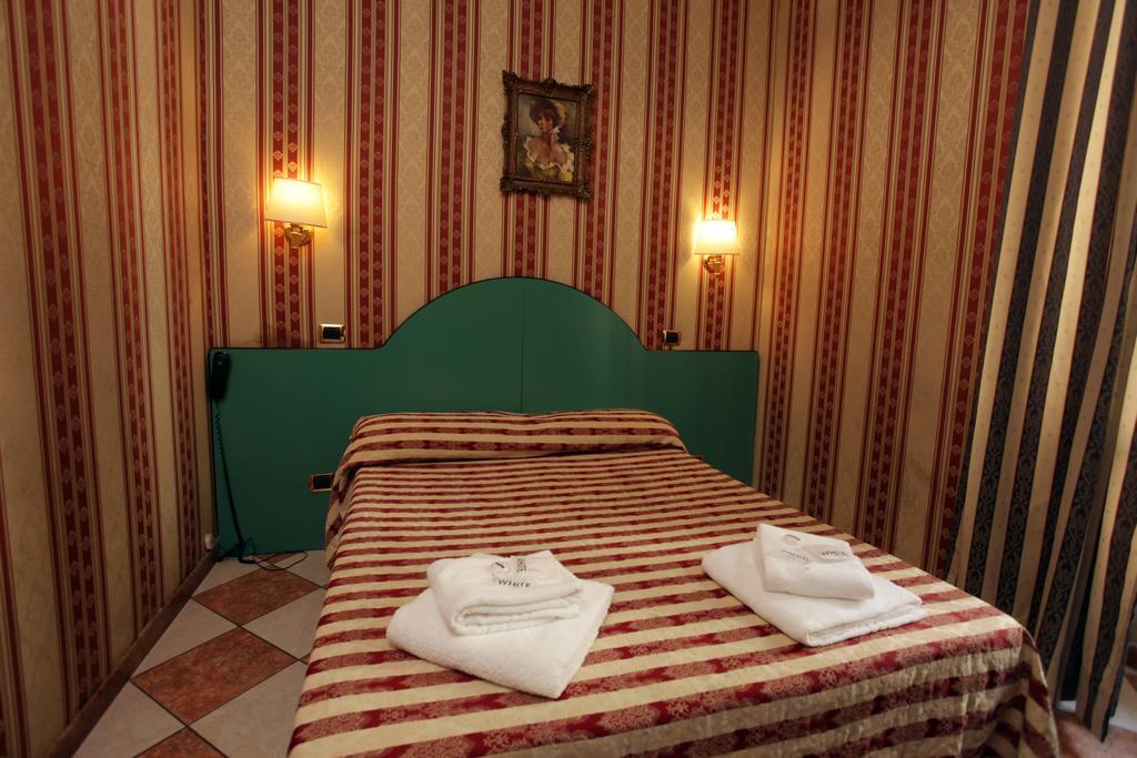 Hotel Hollywood Roma Dış mekan fotoğraf