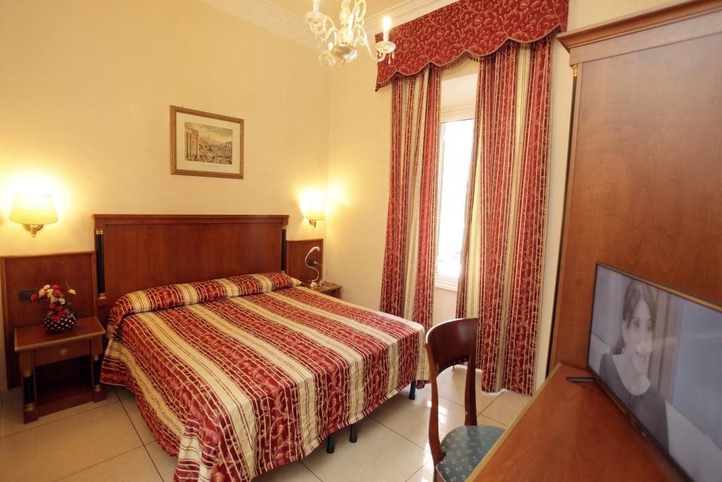 Hotel Hollywood Roma Dış mekan fotoğraf