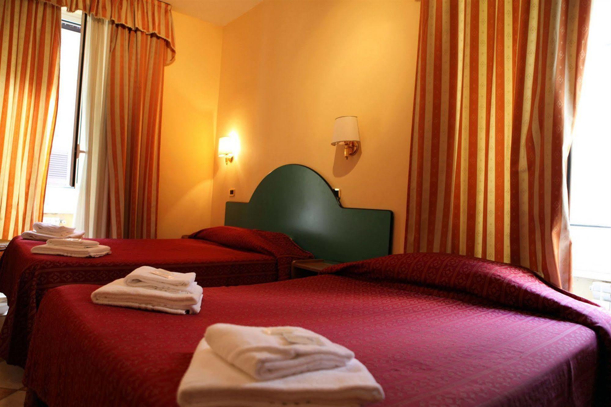 Hotel Hollywood Roma Dış mekan fotoğraf