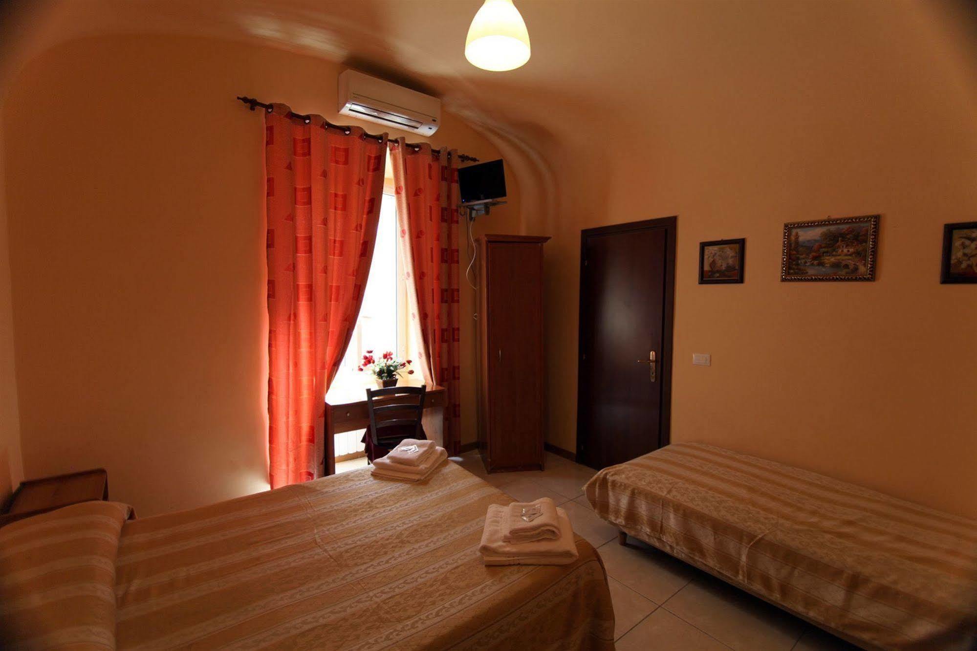 Hotel Hollywood Roma Dış mekan fotoğraf